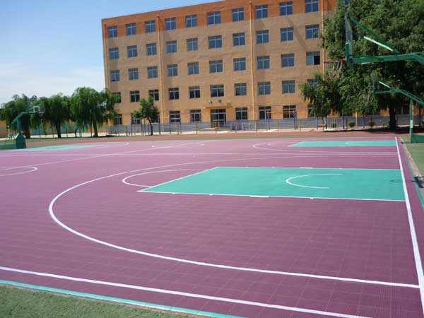 东莞实验学校悬浮地板篮球场